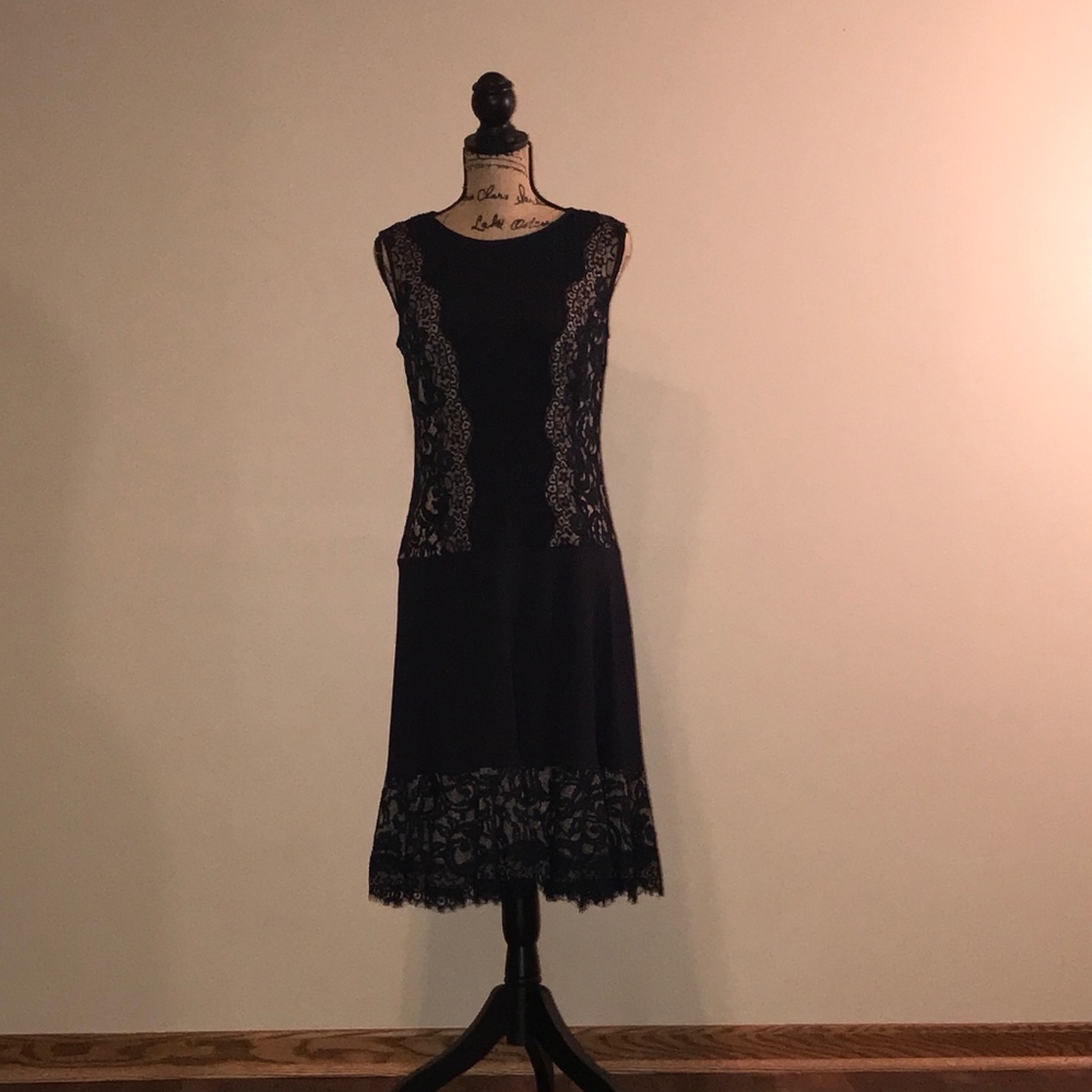 Evening Knee-Length Sleeveless Dress